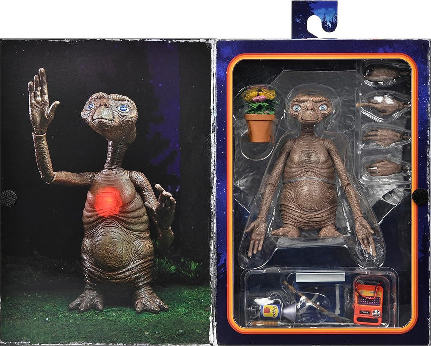 NECA - E.T. - 40th Anniversary Deluxe E.T. Ultimate 7" Action Figure with LED Chest